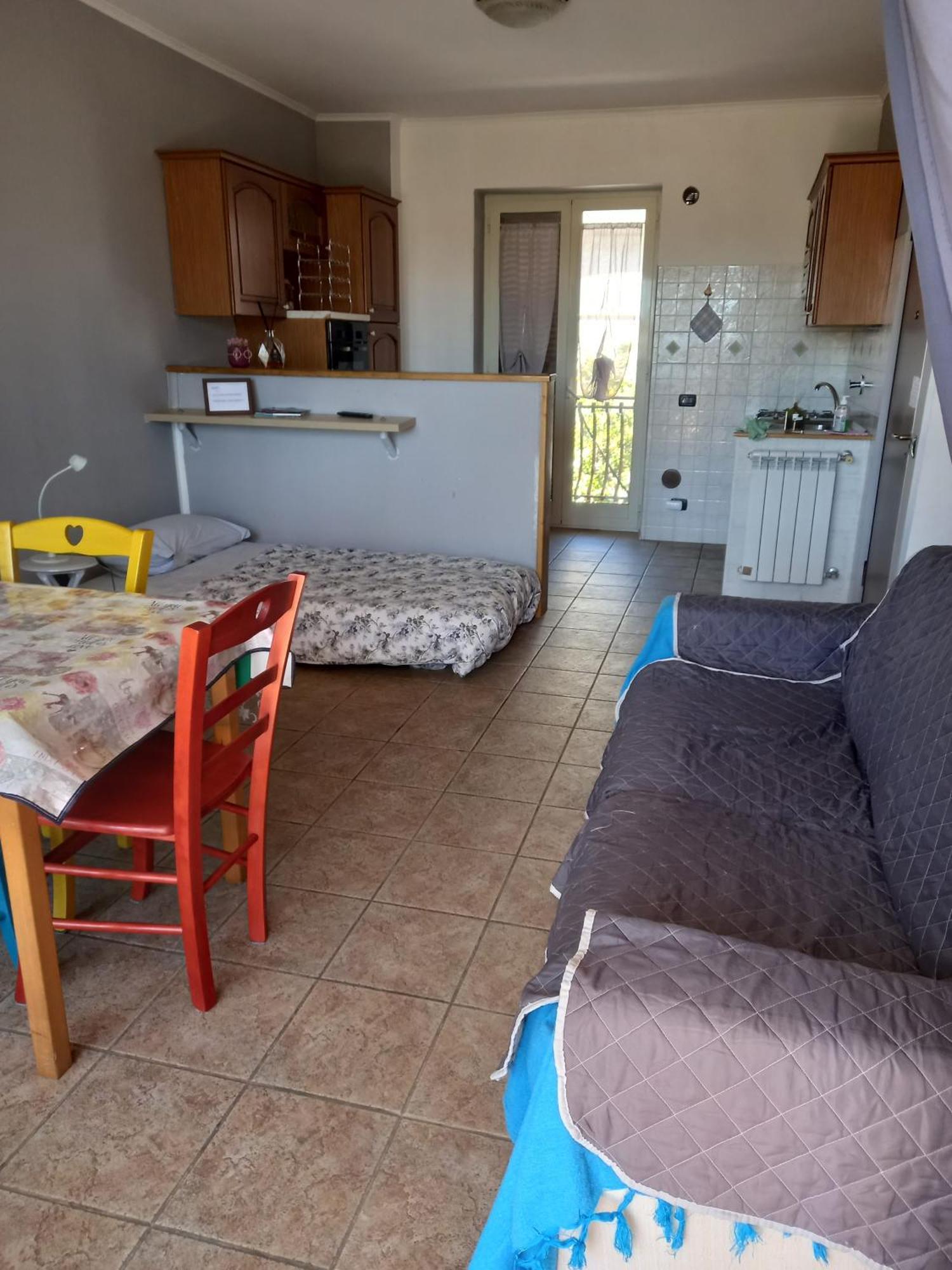 A Santy'S House 1Piano-No Lift-Shuttle A Pagamento-Raggiungibile A Piedi Aeroporto-Fermata Bus Fiera Di Roma A 3 Minuti-Air Condiz Ed Extra Bed For A Fee A Pagamento Apartment ฟิวมิชีโน ภายนอก รูปภาพ