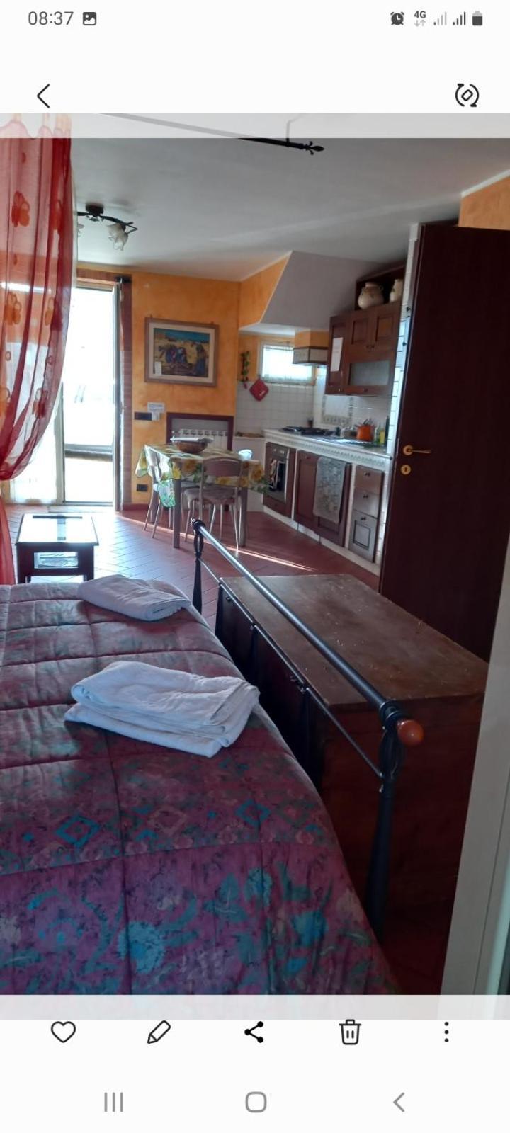 A Santy'S House 1Piano-No Lift-Shuttle A Pagamento-Raggiungibile A Piedi Aeroporto-Fermata Bus Fiera Di Roma A 3 Minuti-Air Condiz Ed Extra Bed For A Fee A Pagamento Apartment ฟิวมิชีโน ภายนอก รูปภาพ